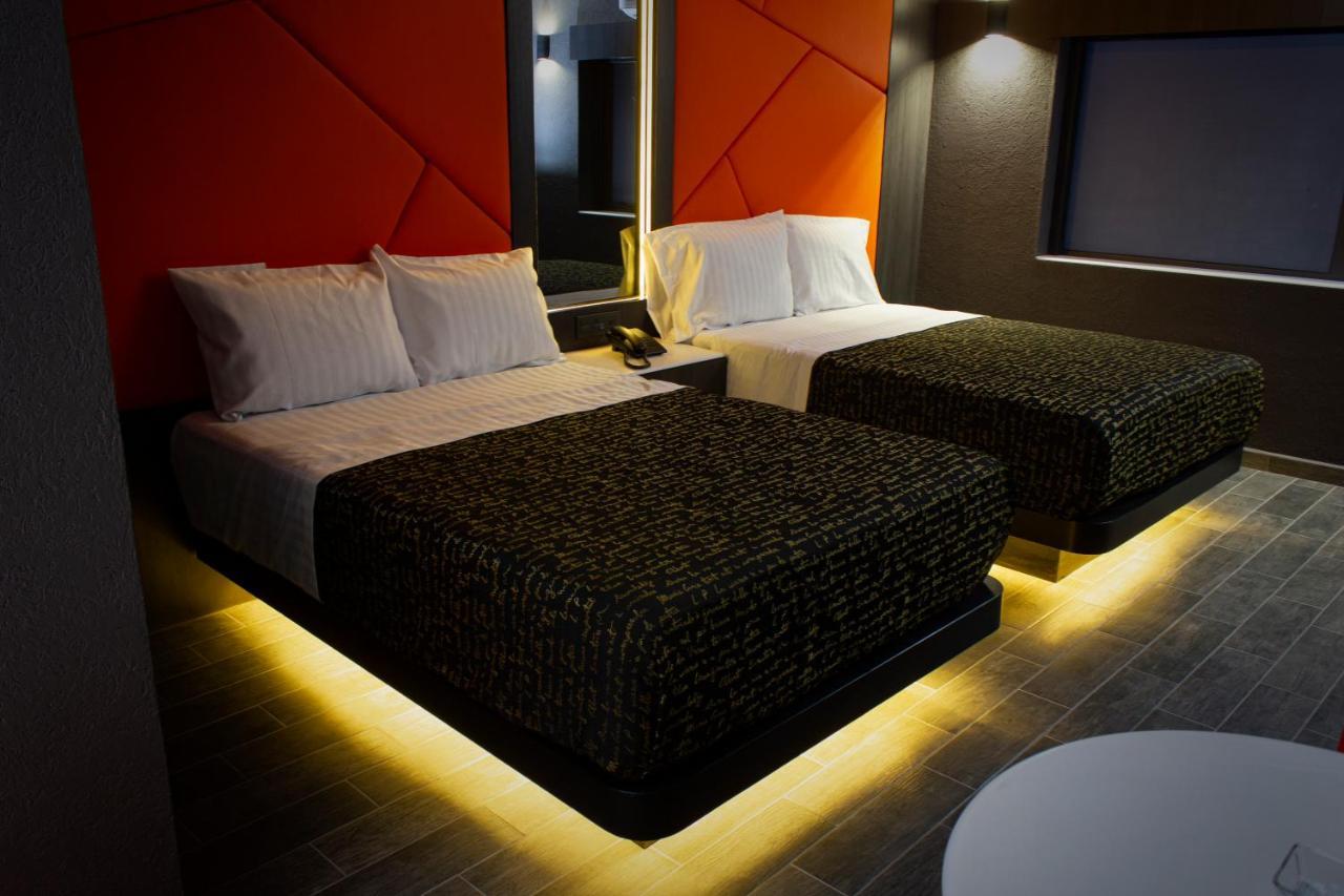 Hotel Passion Secrets Villas And Suites Toluca Exterior photo