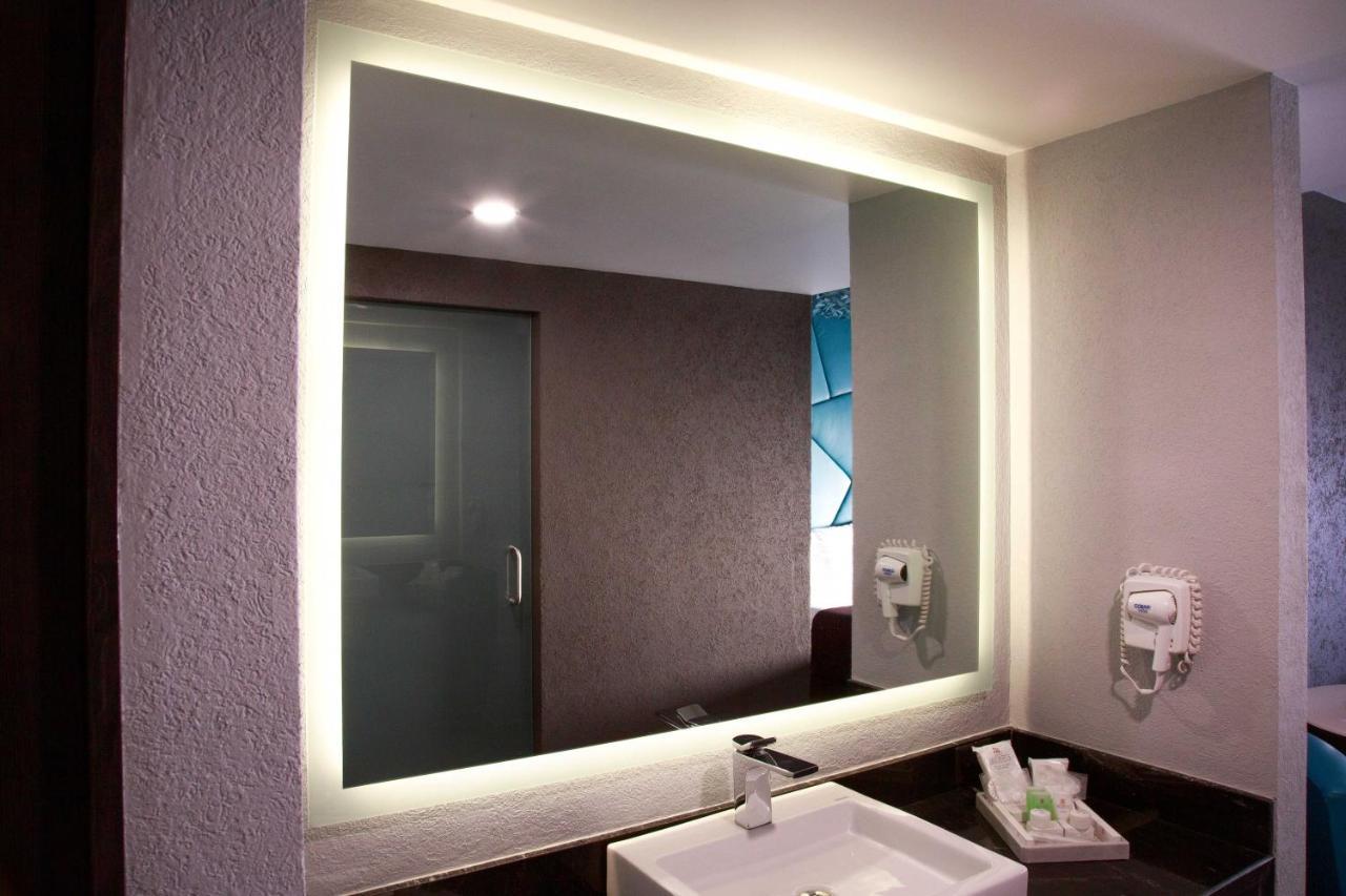 Hotel Passion Secrets Villas And Suites Toluca Exterior photo